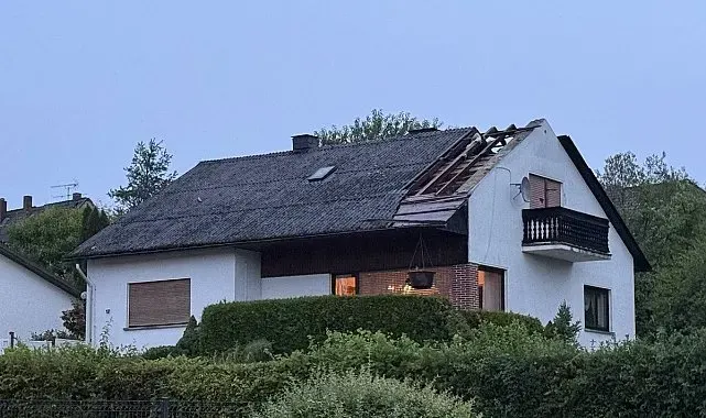 Almanya'da şiddetli fırtına: 1 ölü, 2 yaralı