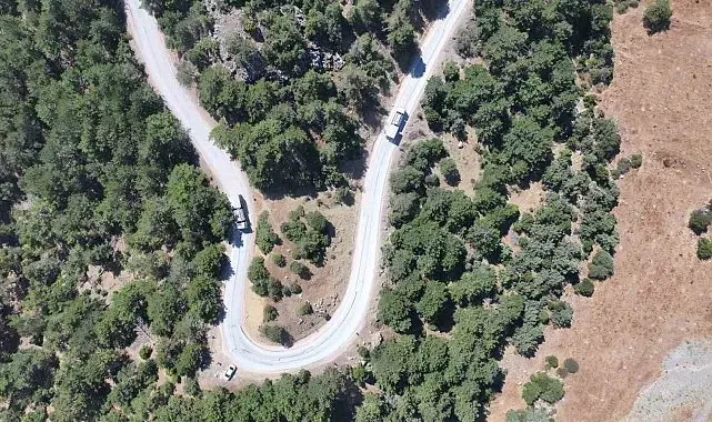 Ayvacık Mahallesi yolunda 6 kilometrelik asfalt çalışması