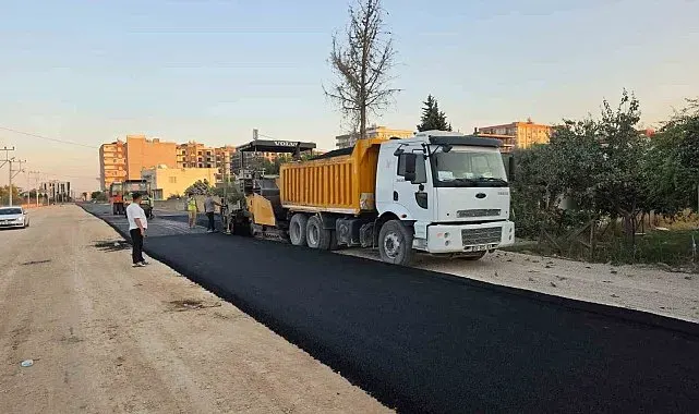 Mardin Büyükşehir Belediyesi Kızıltepe'de asfalt ve yol düzenleme çalışmalarını sürdürüyor