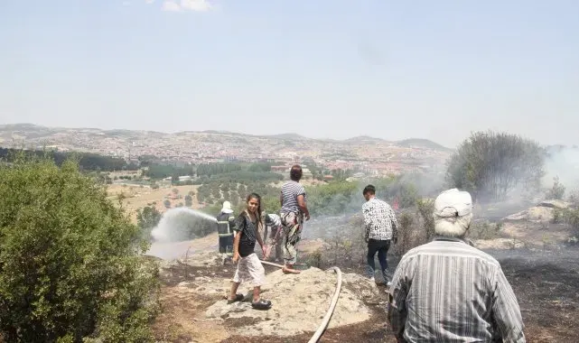 Kula'da yangınlar durmuyor: 100 dönümlük alan yandı