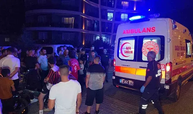 Nazilli'de zincirleme kaza; 4 aracın karıştığı kazada 2 kişi yaralandı