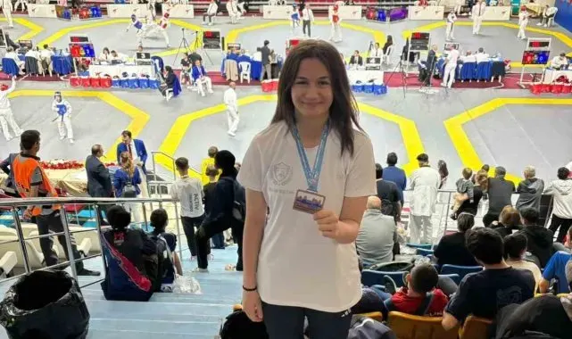 Bilecikli sporcudan galibiyet madalyası