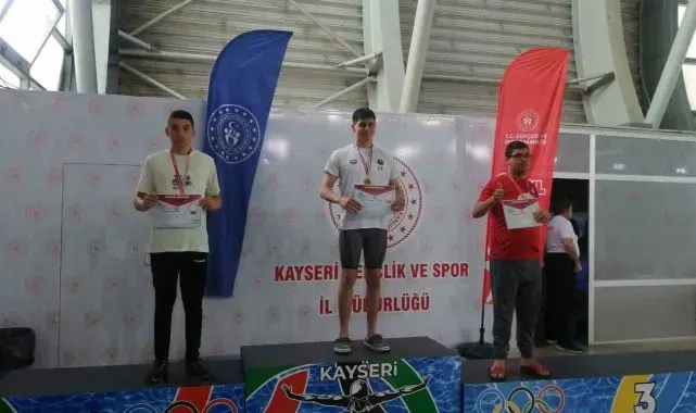 Uşak'ın gururu Eymen'den 3 Türkiye birinciliği