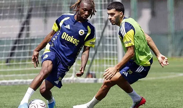 Fenerbahçe, Konyaspor maçı hazırlıklarına ara vermeden başladı