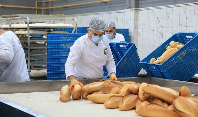 Elazığ'da günlük 20 bin ekmek üretilerek vatandaşların tüketimine sunuluyor