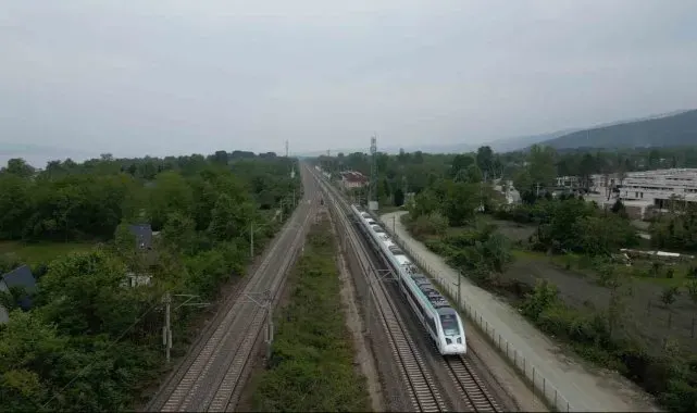 Milli Elektrikli Tren Seti 575 bin yolcu taşıdı