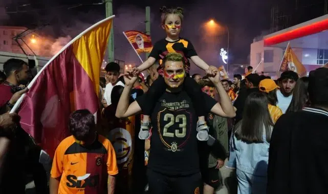 Gaziantep'te Galatasaray'ın şampiyonluk coşkusu zirve yaptı