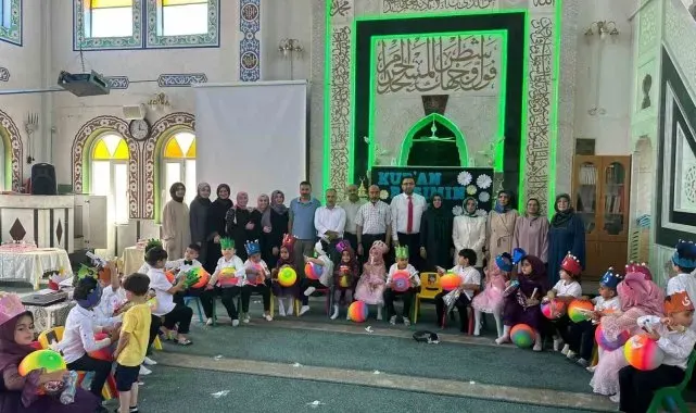 Kur'an Kursu öğrencilerinden yıl sonu etkinliği
