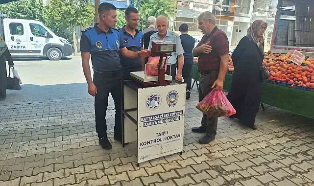 Battalgazi'de semt pazarlarına yönelik denetimler sürüyor