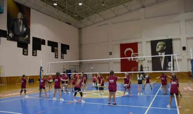 Kuşadası'nda yaz spor okulları için kayıtlar başladı