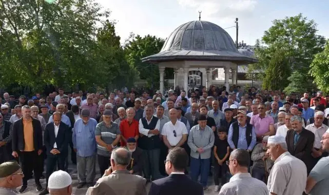 Karapınar'da hacı adaylarına uğurlama töreni