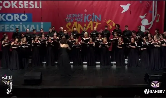 Nilüfer Çoksesli Koro festivale iki ödülle damga vurdu