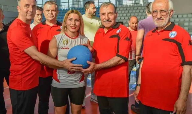 Golbol Kadın Milli Takımı, KMÜ'de öğrencilerle buluştu
