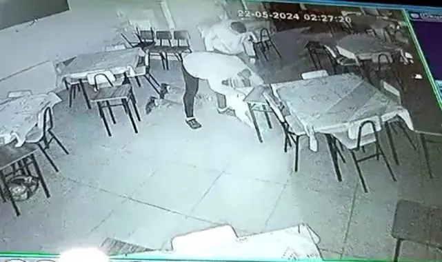 Kahvehaneyi bastılar, çalışanı darp ettiler