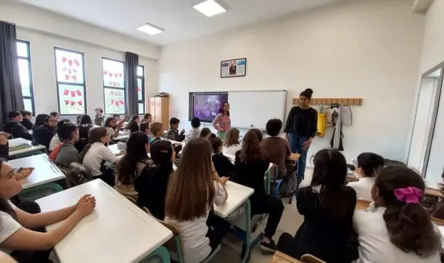 Bilecik'te dil köprüleri kuruluyor
