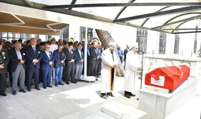 Gaziantep'te trafik kazasında hayatını kaybeden Astsubay, Gelibolu'da defnedildi