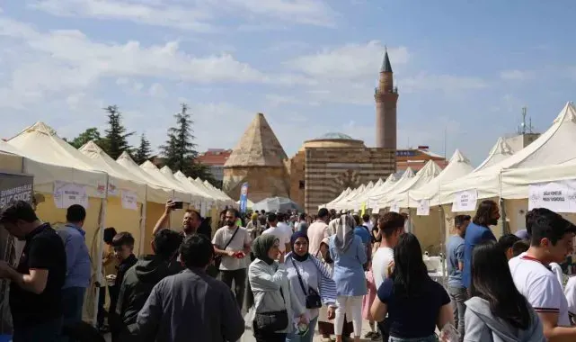 Jandarma Genel Komutanlığı'nın zırhlı araçları ilgi odağı oldu