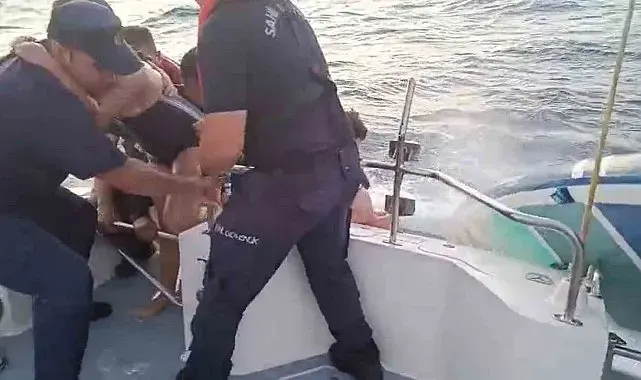 Yalova'da denizde sürüklenen baba ve kızı 5 kilometre açıkta kurtarıldı