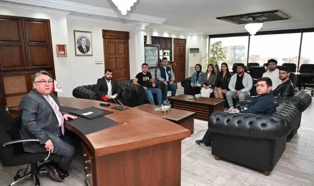 Rektör Özölçer, Ombudsman Topluluğu üyelerini kabul etti