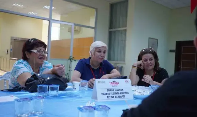 Tarsus'ta 1. Sokak Hayvanları Çalıştayı yoğun ilgi gördü