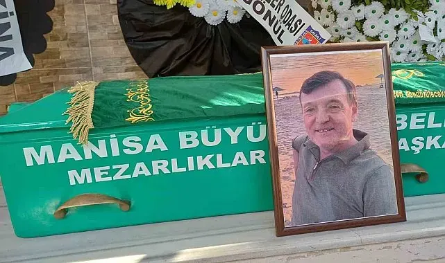 Manisa'daki patlamada hayatını kaybeden tesis sahibi toprağa verildi