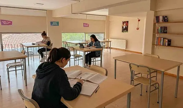 Efeler Belediyesi yüzde 50 indirim imkanıyla misafirlerini ağırlıyor