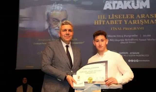 Öğrenciler hitabette yarıştı