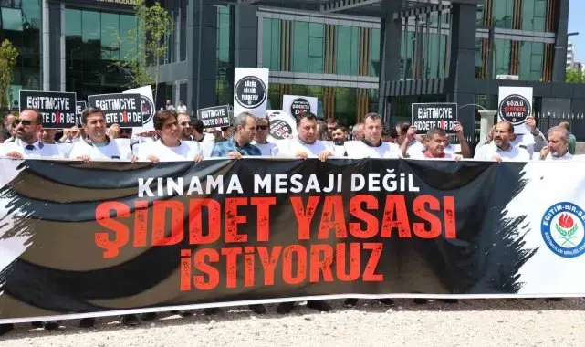 Diyarbakır'da eğitimciler kendilerine yönelik şiddete dikkat çekti