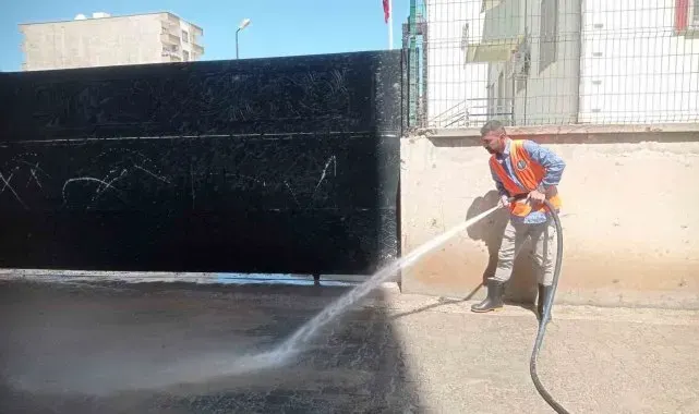 Selin vurduğu Cizre'ye Diyarbakır'dan yardım eli sürüyor
