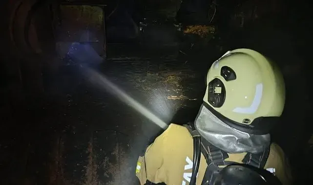 Antakya'da küspe yağ fabrikasında yangın çıktı
