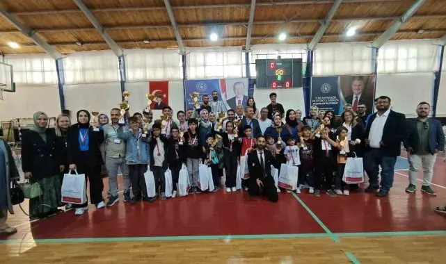 Kahta'da hedef 5'te öğrenciler yarıştı