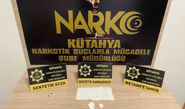 Kütahya'da otobüs yolcusunun üzerinde uyuşturucu ele geçirildi