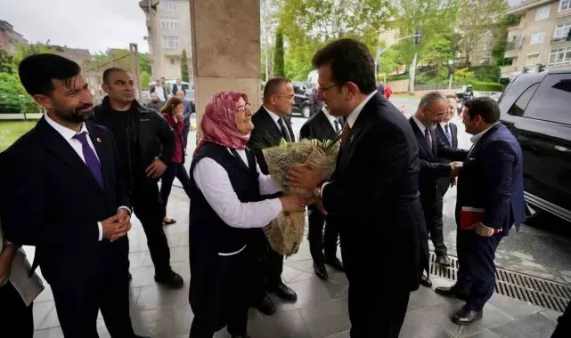 İBB Başkanı Ekrem İmamoğlu'ndan Eyüpsultan Belediyesi'ne ziyaret