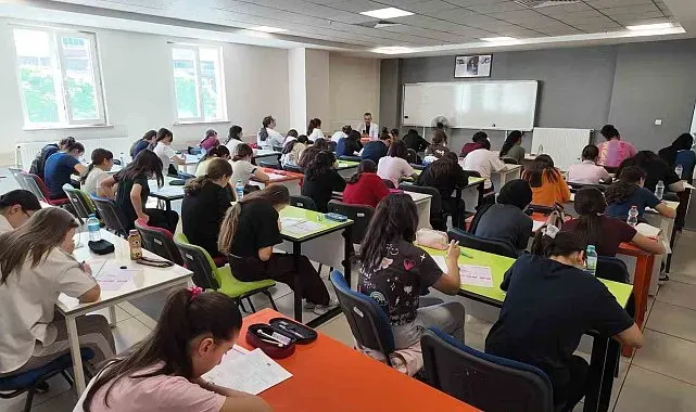 Genç KAYMEK'in LGS Deneme Sınavı'na yoğun ilgi