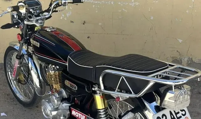 Park halindeki motosiklet çalındı