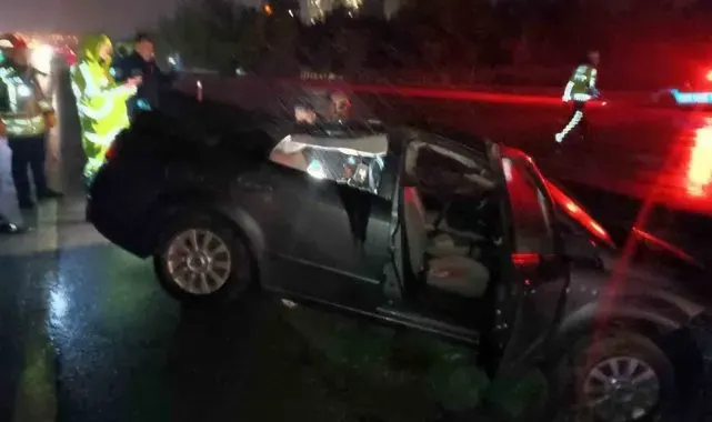Ankara'da aşırı yağış nedeniyle kontrolden çıkan bariyere çarptı: 1 ölü, 5 yaralı