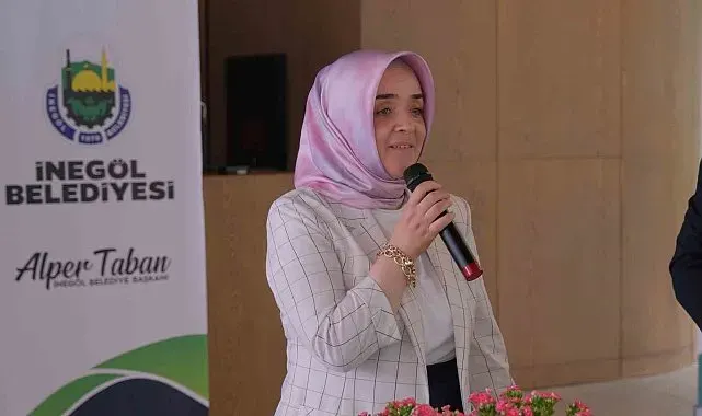 İnegöl Belediyesi'nden "Atıktan saksıya, saksıdan yaşama" etkinliği