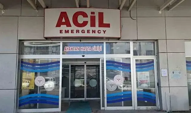 Gölbaşı'nda motosiklet takla attı: 2 yaralı
