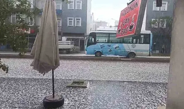 Bayburt için kuvvetli gök gürültülü sağanak uyarısı