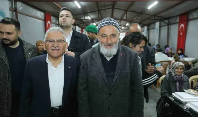 Başkan Büyükkılıç; vatandaşlarla iftar çadırında buluştu