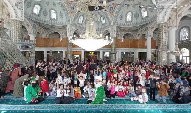 Gediz'de 4-6 yaş grubu öğrenciler için Ramazan Şenliği