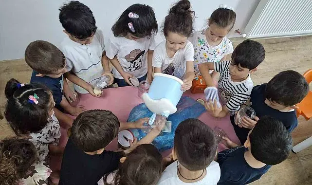 Kur'an kursu öğrencilerinden unutulmayacak bağış