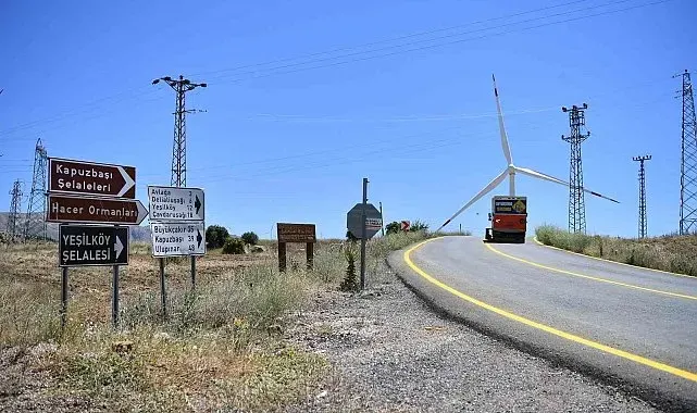Kapuzbaşı yolunda yol çizgisi çalışması yapıldı