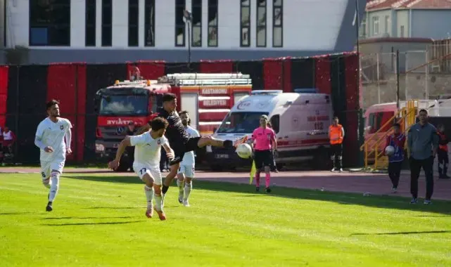TFF 2. Lig: GMG Kastamonuspor: 5 - Uşakspor: 1