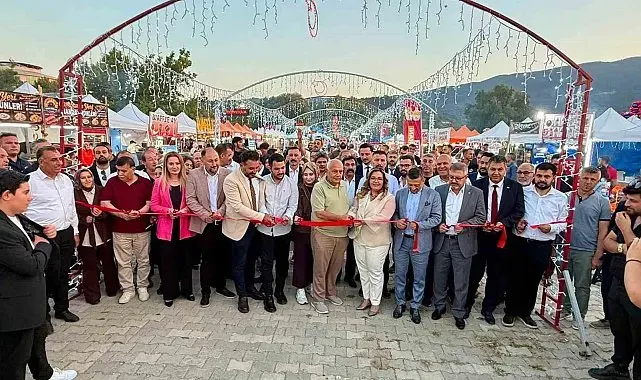Simav'da 93. Turizm ve Ticaret Panayırı coşkuyla açıldı