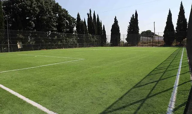 Avşar Mahallesine yeni halı saha