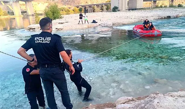 Piknik yaparken köprü altında mahsur kalan 6 kişi kurtarıldı