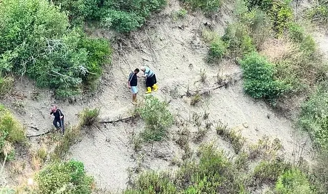 Ormanlık alanda mahsur kalan alzheimer hastası kurtarıldı