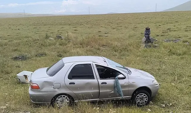 Kars-Iğdır karayolunda araç şarampole savruldu