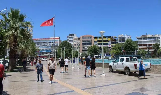 Aydın'ın Efeler'i 21 ili nüfusuyla solladı